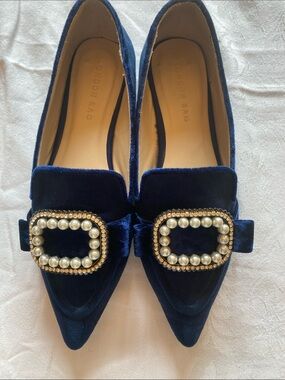London Rag Royal Blue Velvet Pearl & Rhinestone Buckle Pointed Toe Flats Size 10